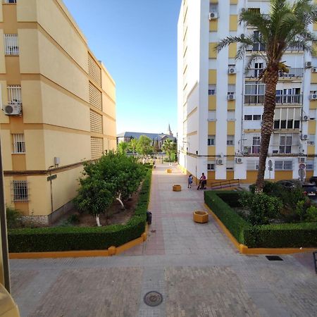 Apartamento Celia Apartment Seville Exterior photo